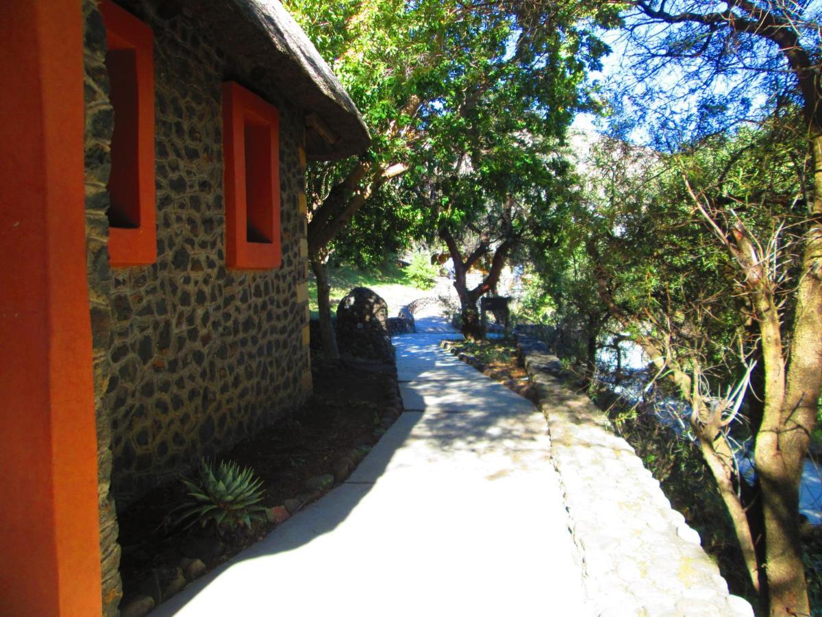 Hôtel Liphofung Cave, Chalets à Butha-Buthe Extérieur photo