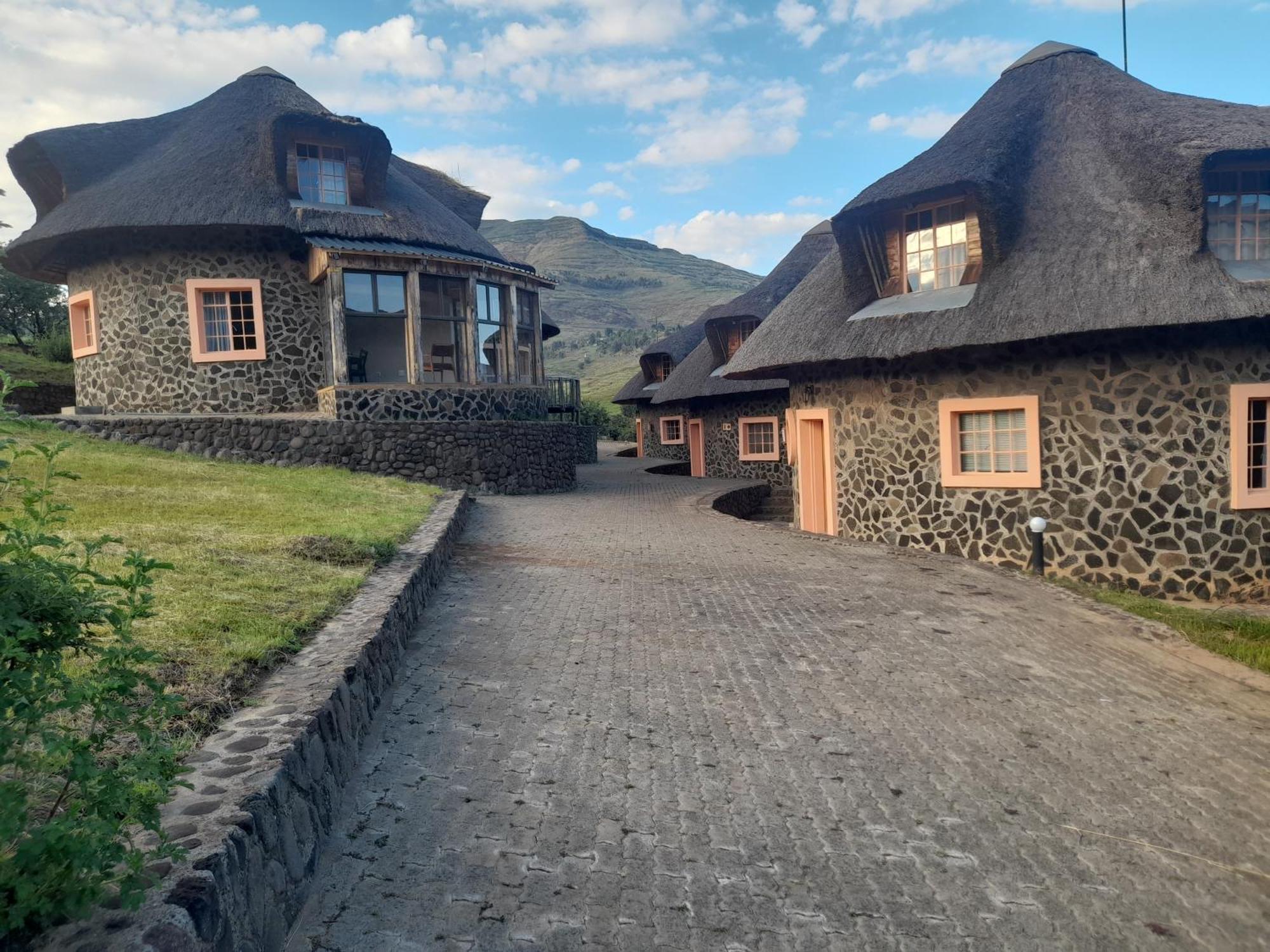 Hôtel Liphofung Cave, Chalets à Butha-Buthe Extérieur photo