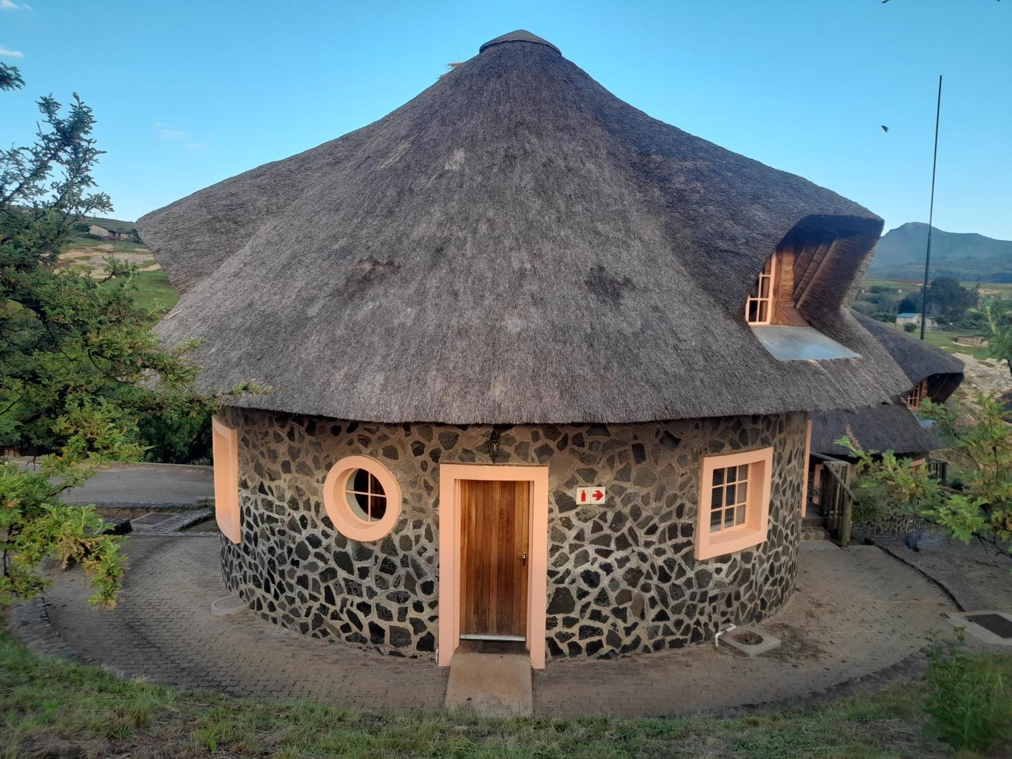 Hôtel Liphofung Cave, Chalets à Butha-Buthe Extérieur photo